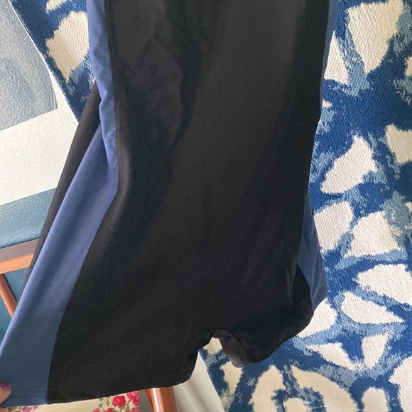 Nwot medium full body swimsuit - Picture 6 of 14